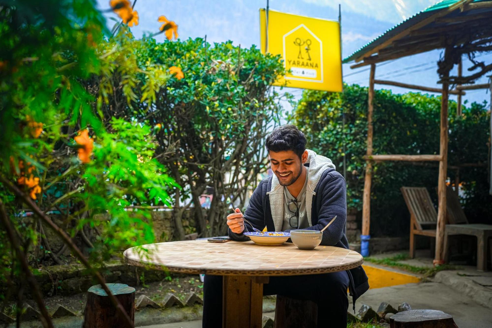 Yaarana Stay & Cafe, Vashisht, Manali Bagian luar foto