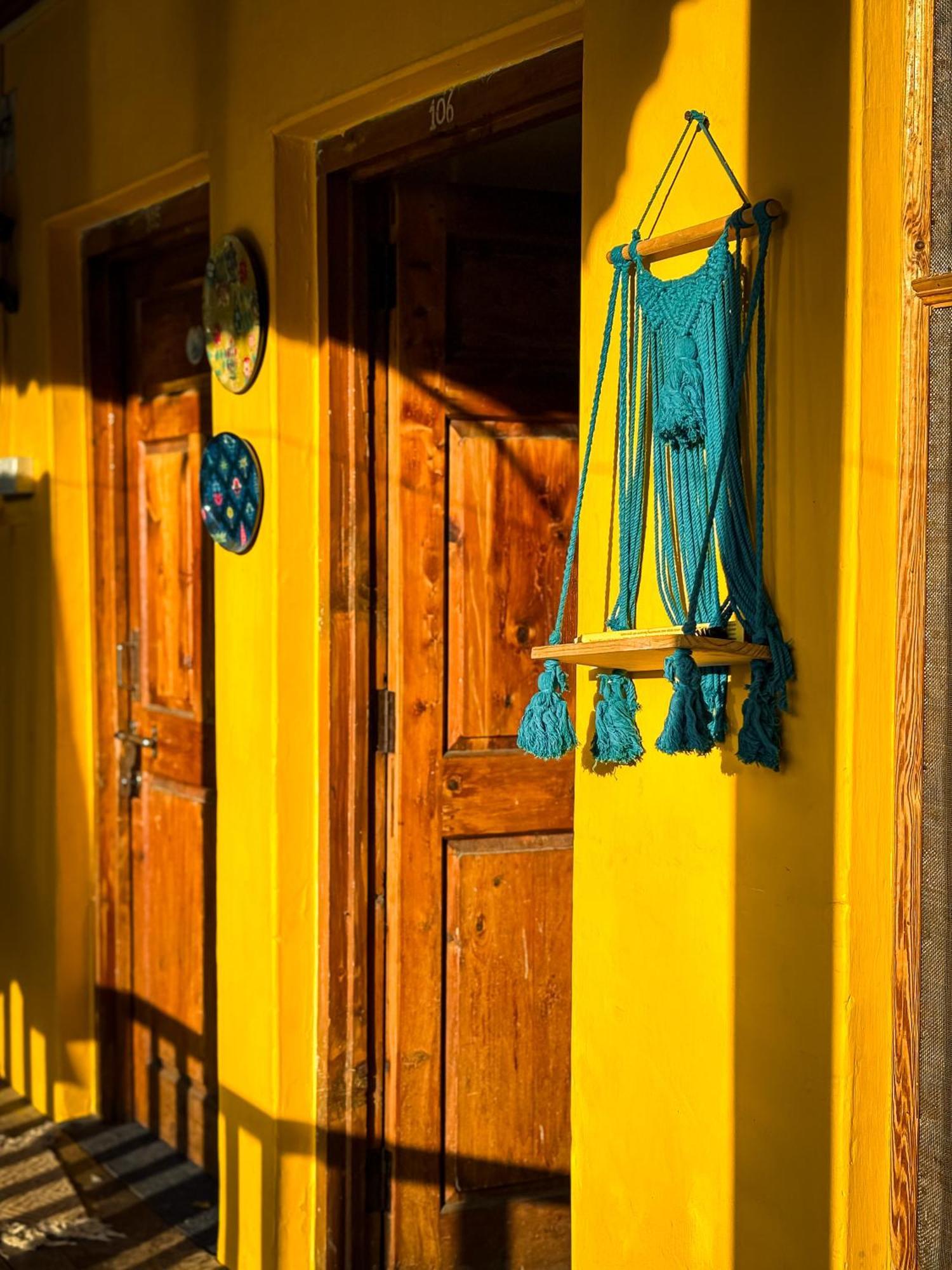 Yaarana Stay & Cafe, Vashisht, Manali Bagian luar foto